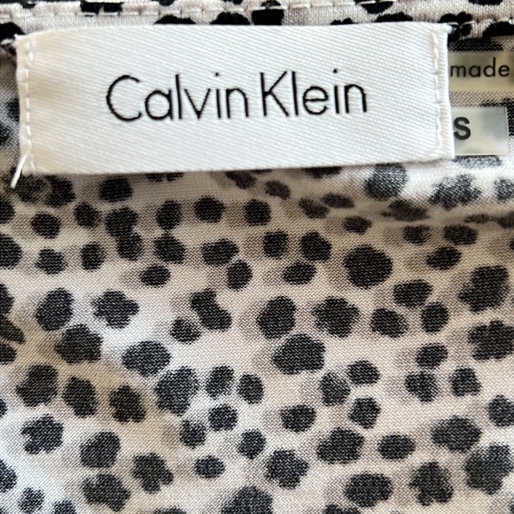 Calvin Klein Sleeveless Cowl Neck Top - Picture 4 of 5